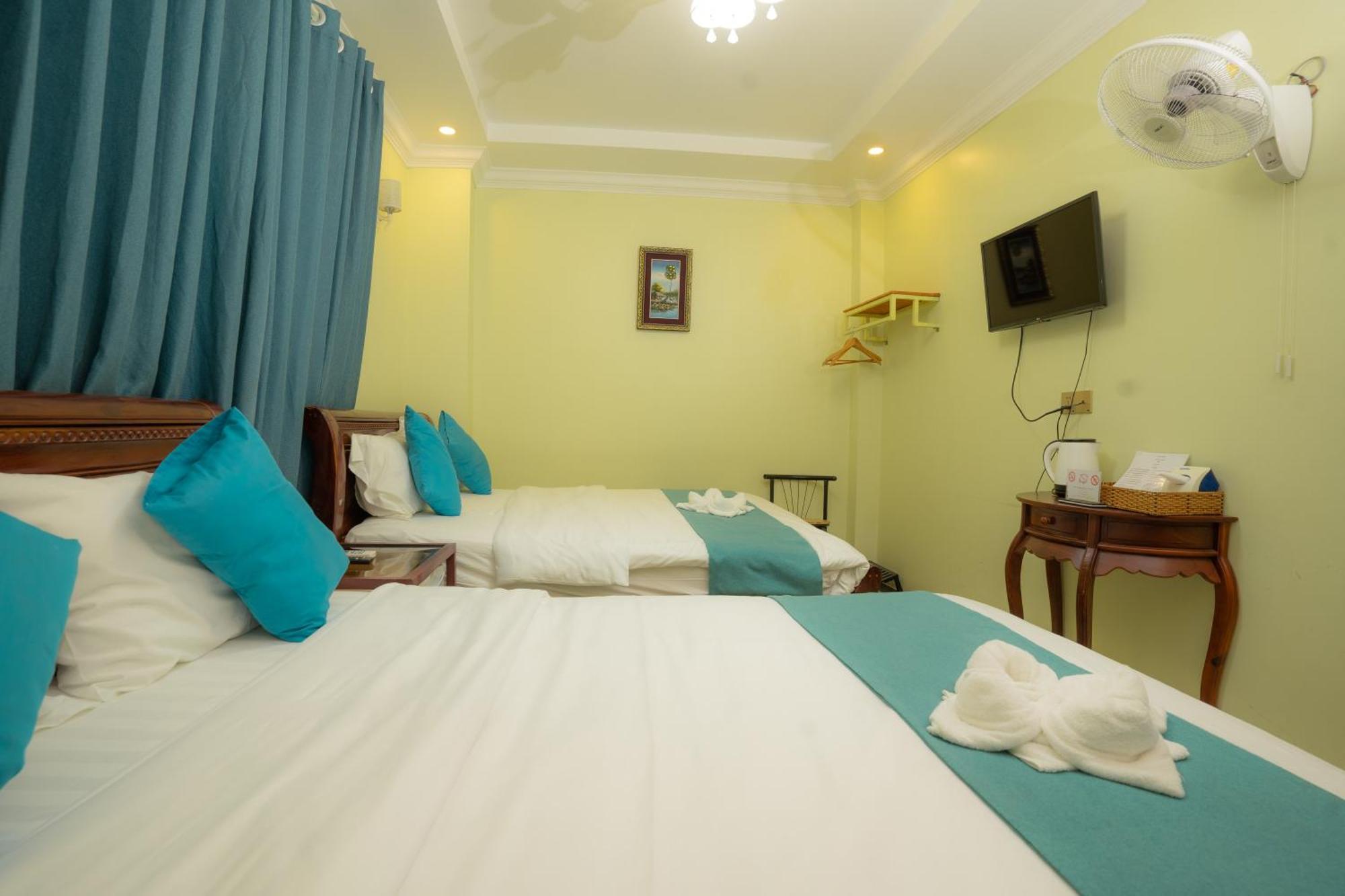 Ahha Boutique Kampot Hotel Exterior photo