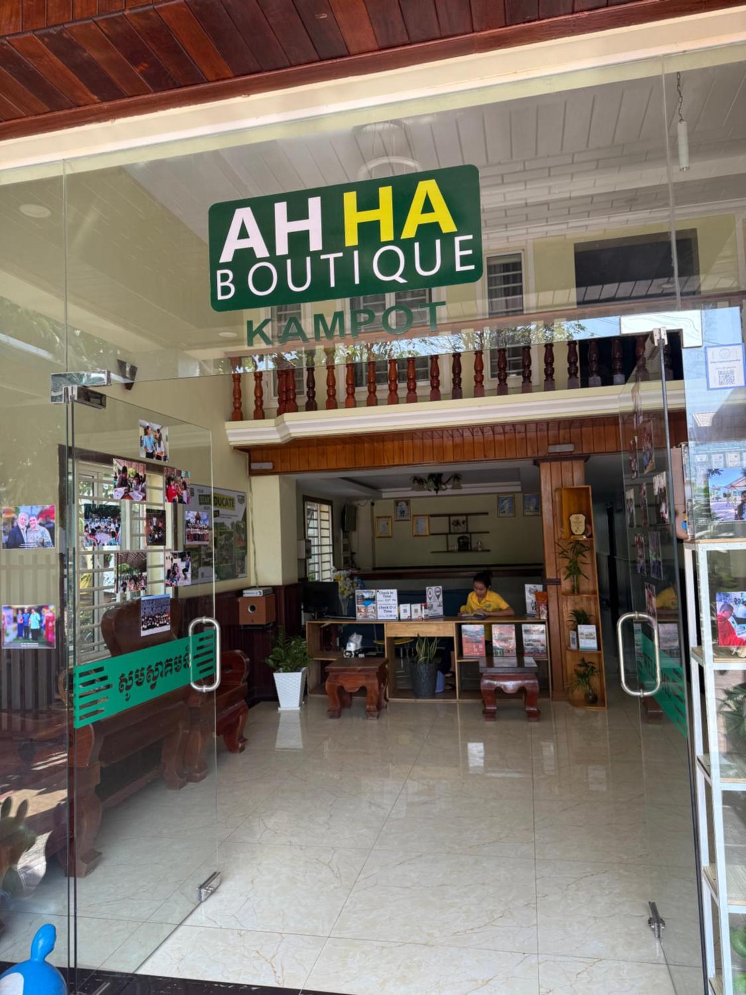 Ahha Boutique Kampot Hotel Exterior photo